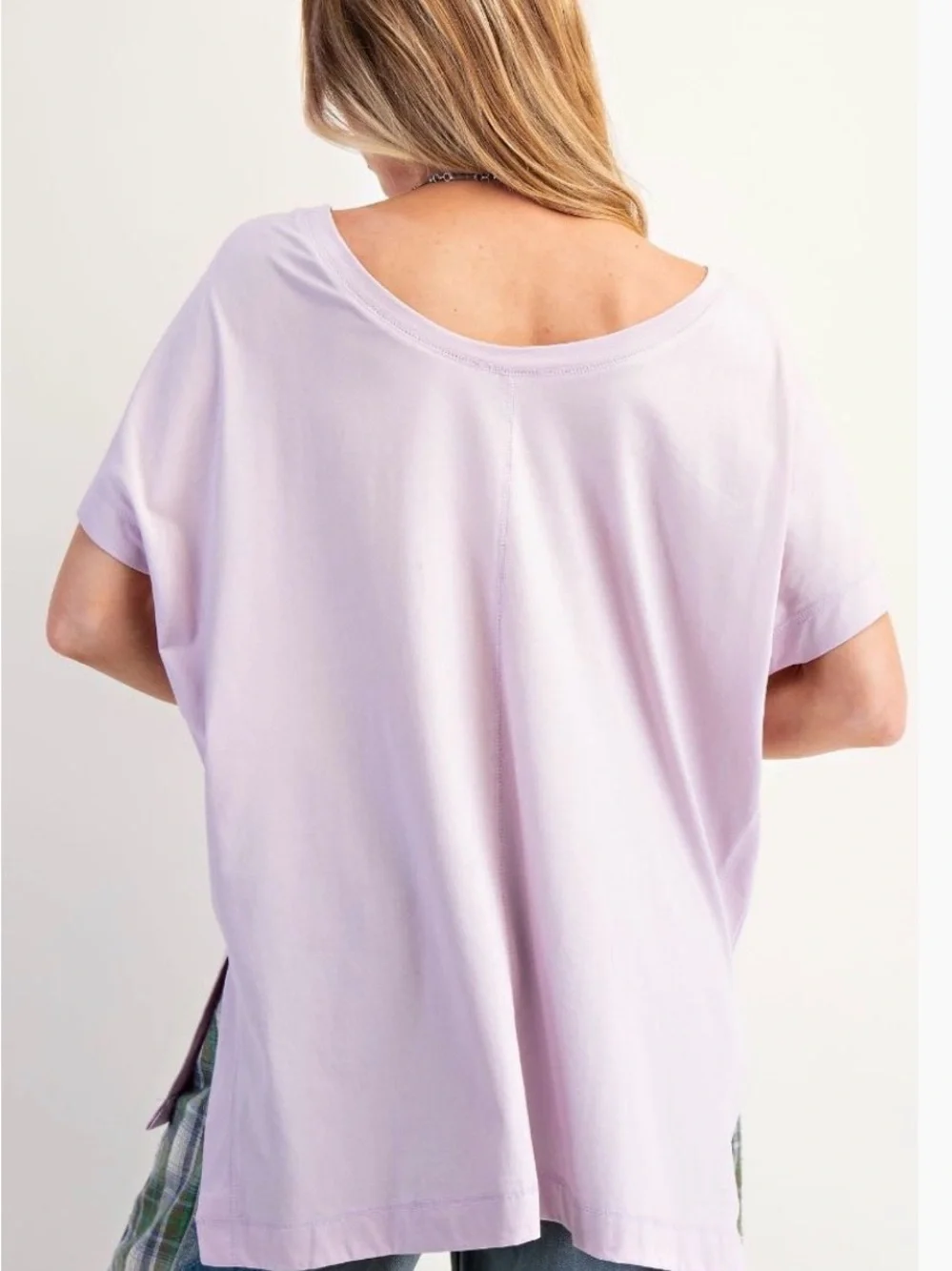 Lavender Embroidered Casual Short Sleeve Tee - Women - Picture 3 of 3